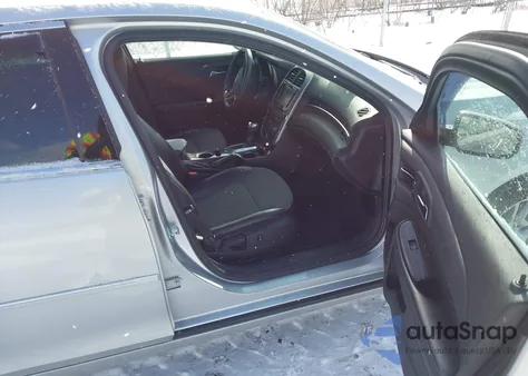 2015 Chevrolet Malibu 1Lt из США, поврежденный, VIN 1G11C5SL5FF303936